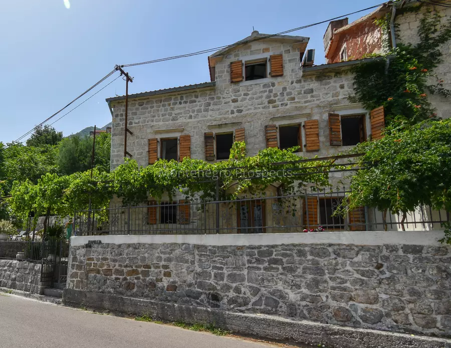 Prcanj villa for sale 1 of 1 3