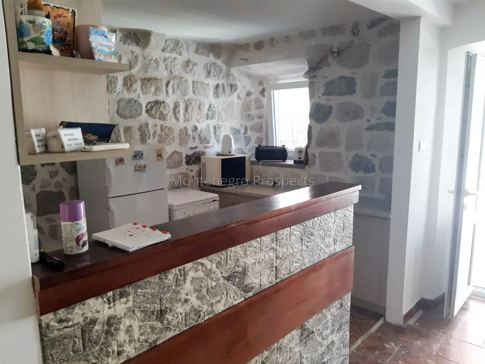 Perast stone house 12