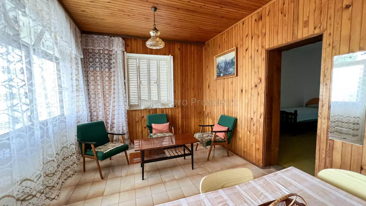 Kuca na prodaju sutomore 10400 6