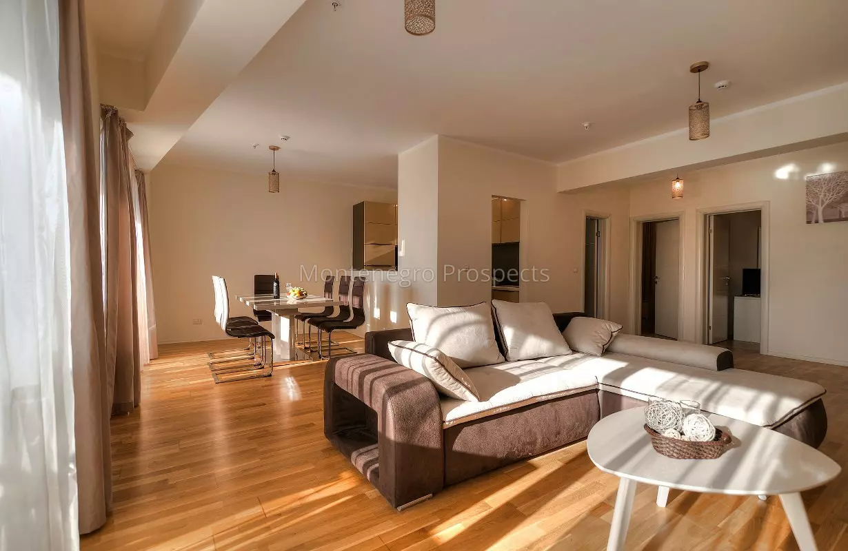 Kvartira s tremja spalnami v becici 12502 11 1230x800