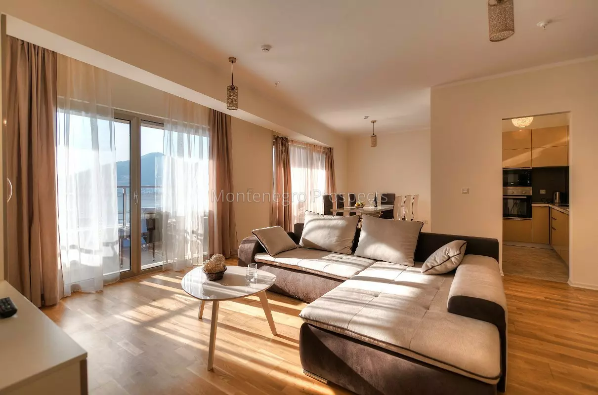 Kvartira s tremja spalnami v becici 12502 12 1210x800