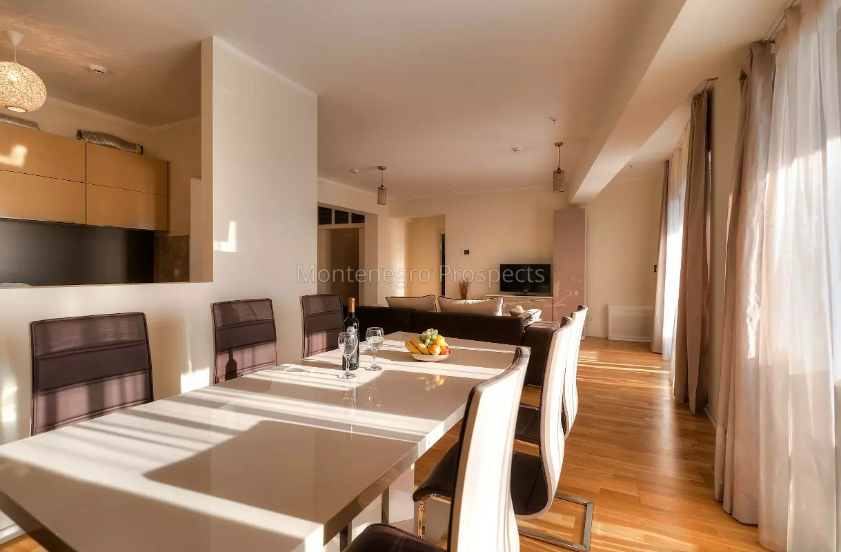 Kvartira s tremja spalnami v becici 12502 14 1219x800