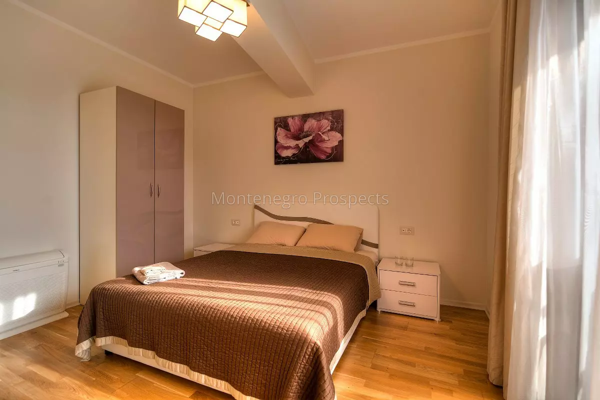 Kvartira s tremja spalnami v becici 12502 16 1200x800