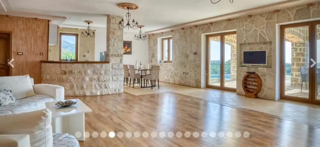 Vila na prodaju sa pogledom na more 8196 25