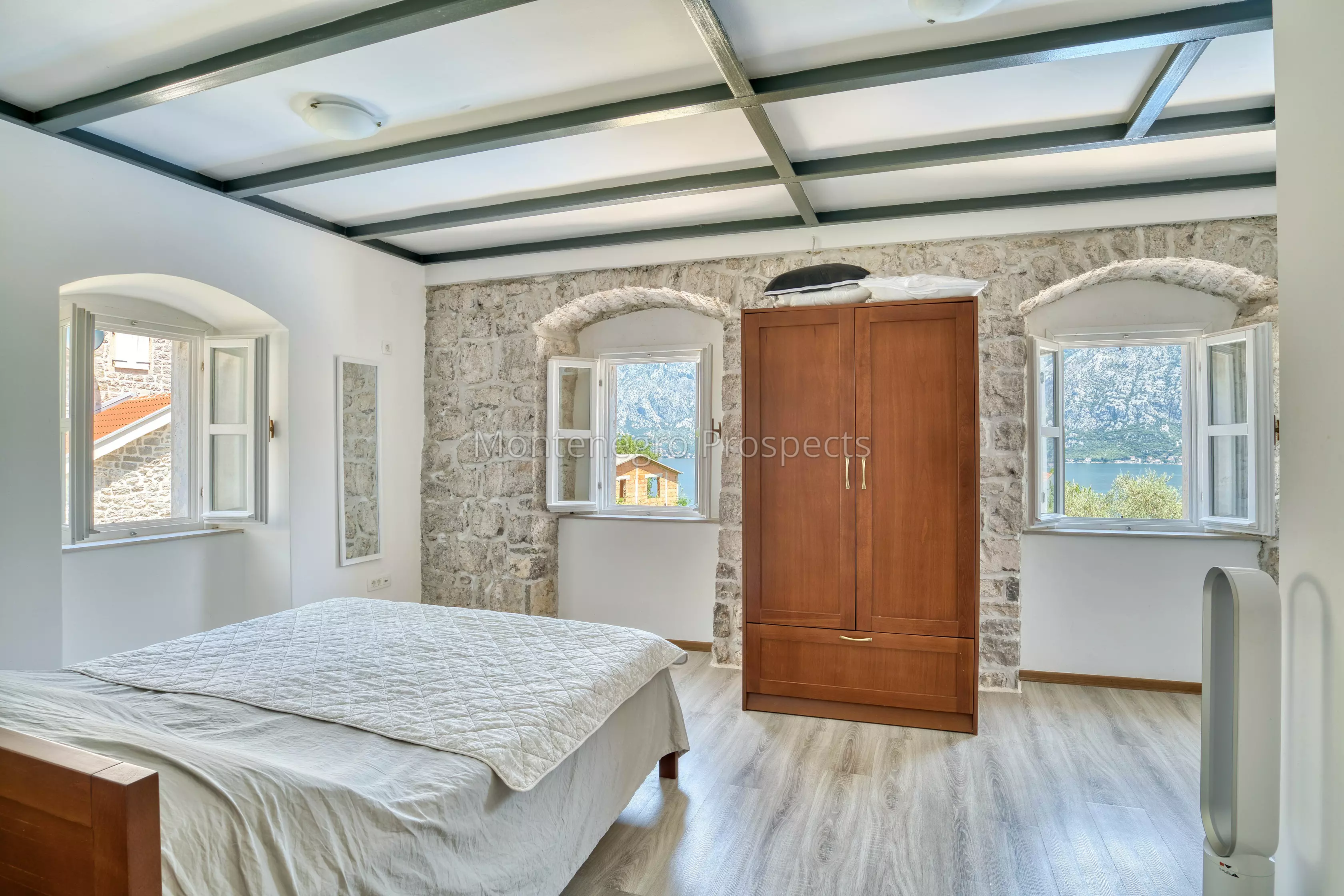 14120 villa prcanj jerovitza 1 of 1 49