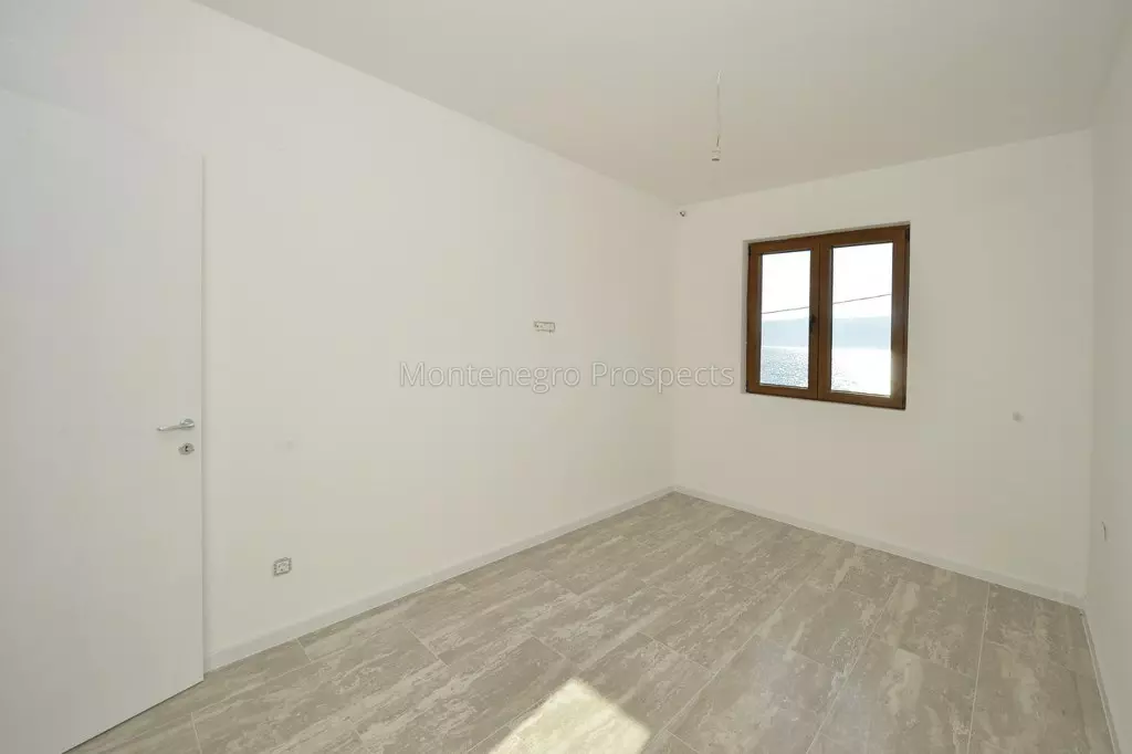 Three bedroom apartment with stunning sea views in opatovo tivat 13063 20