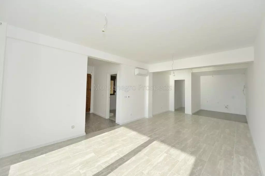 Three bedroom apartment with stunning sea views in opatovo tivat 13063 25