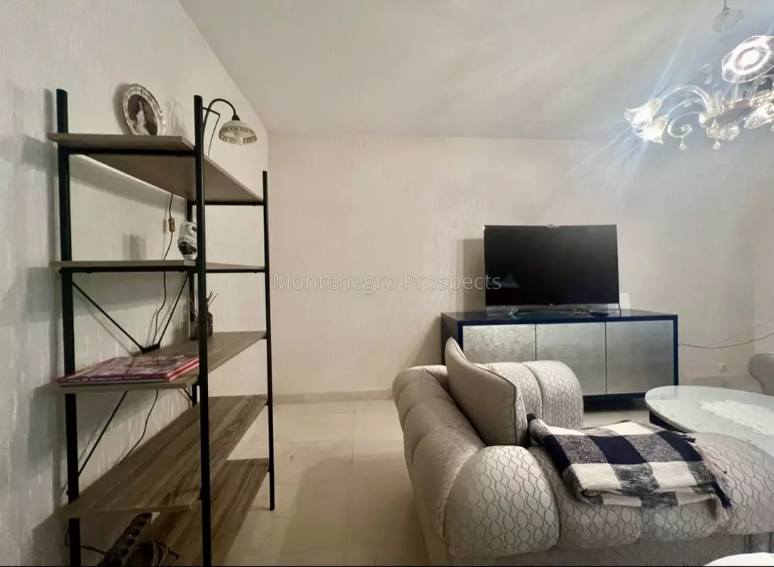 12654 lastva grbaljska 19 1091x800