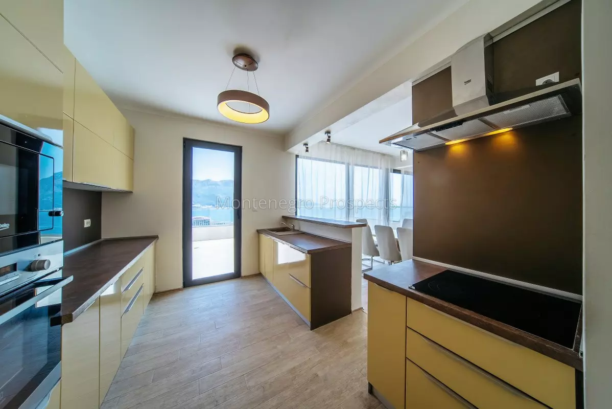 12659 budva gate 32 1198x800