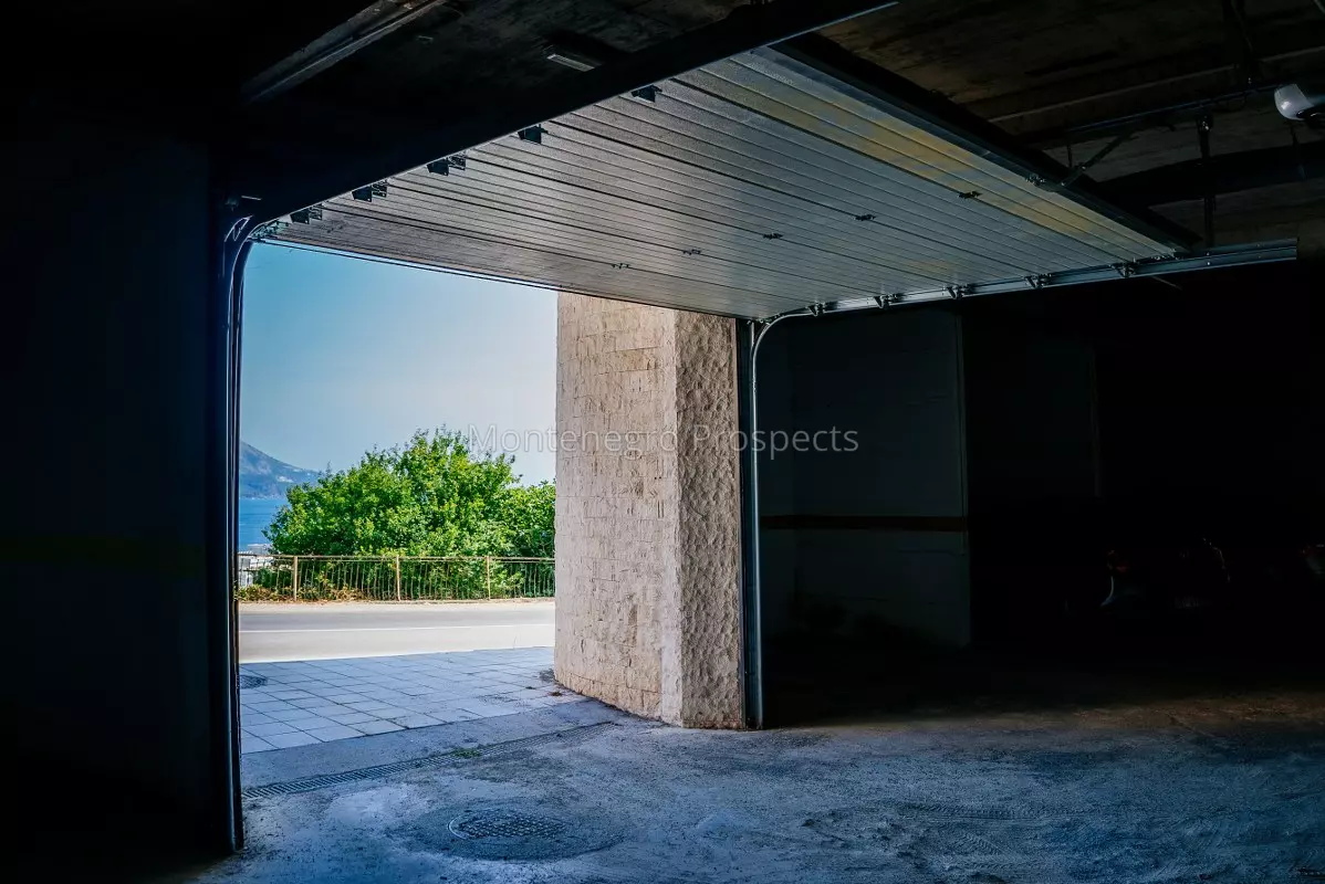 12659 budva gate 9 1198x800