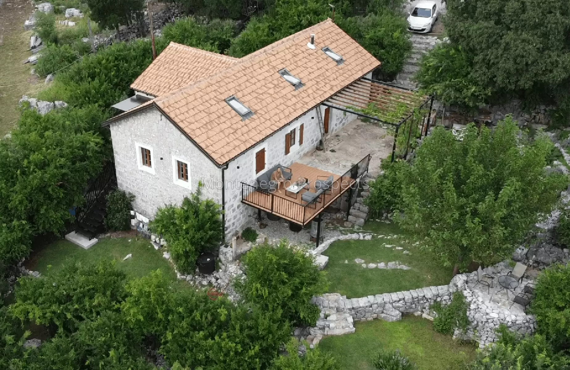 14160 large estate near the lake skadar 2