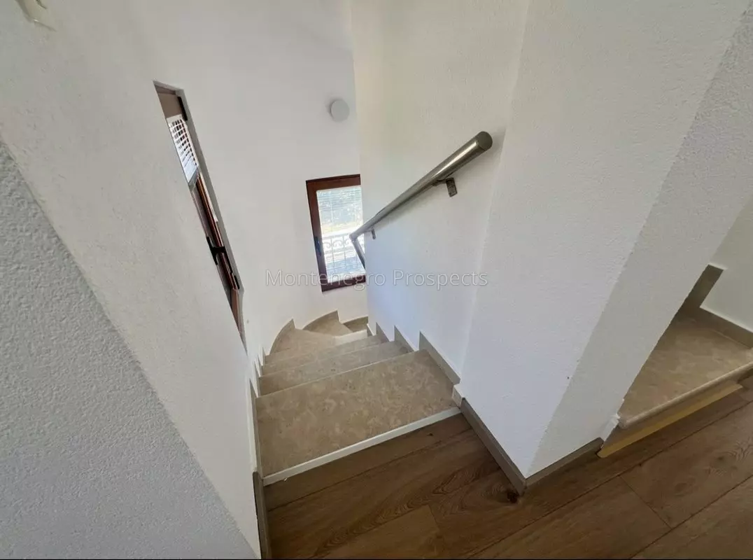 12724 dobra voda kuca 18 1076x800