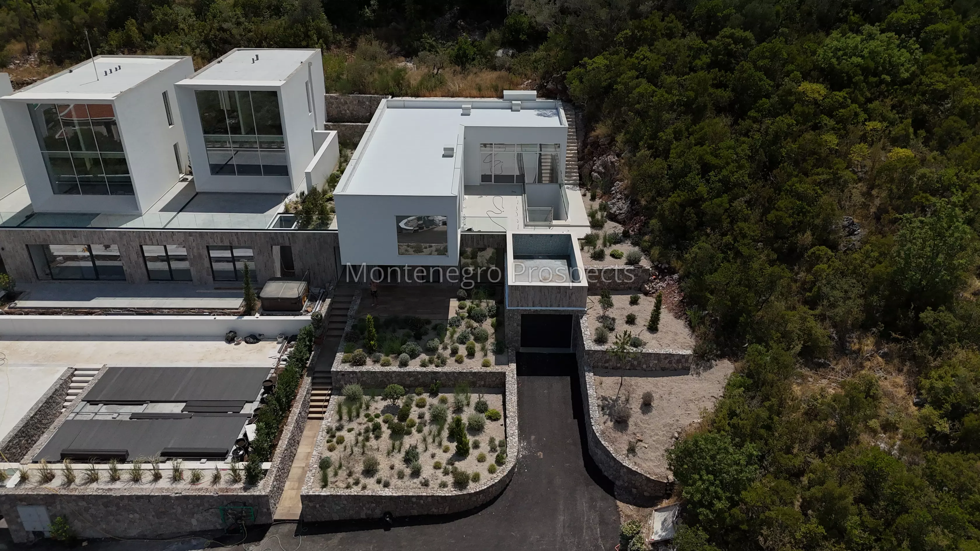 14075 modern apartments in krasici 5   copy