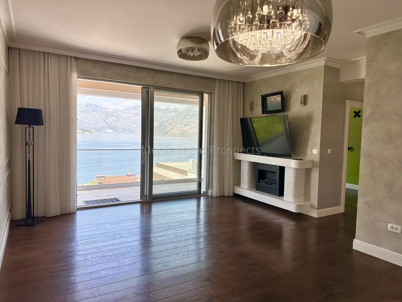 Two bedroom apartment 13820 20 1400x1050