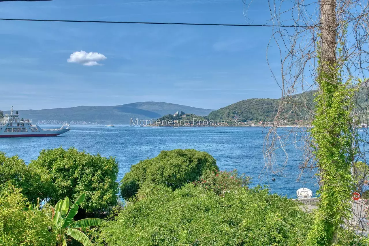 Stone villa on the first line to the sea in lepetani tivat 13822 14.jpg