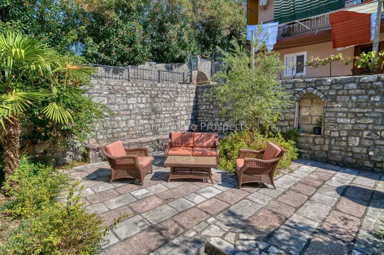 Stone villa on the first line to the sea in lepetani tivat 13822 20.jpg