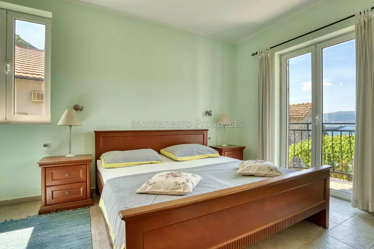 Stone villa on the first line to the sea in lepetani tivat 13822 36.jpg