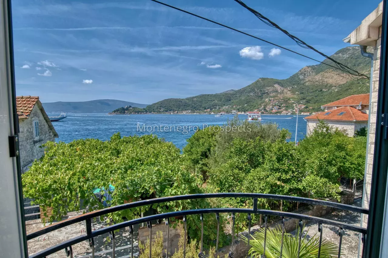 Stone villa on the first line to the sea in lepetani tivat 13822 40.jpg