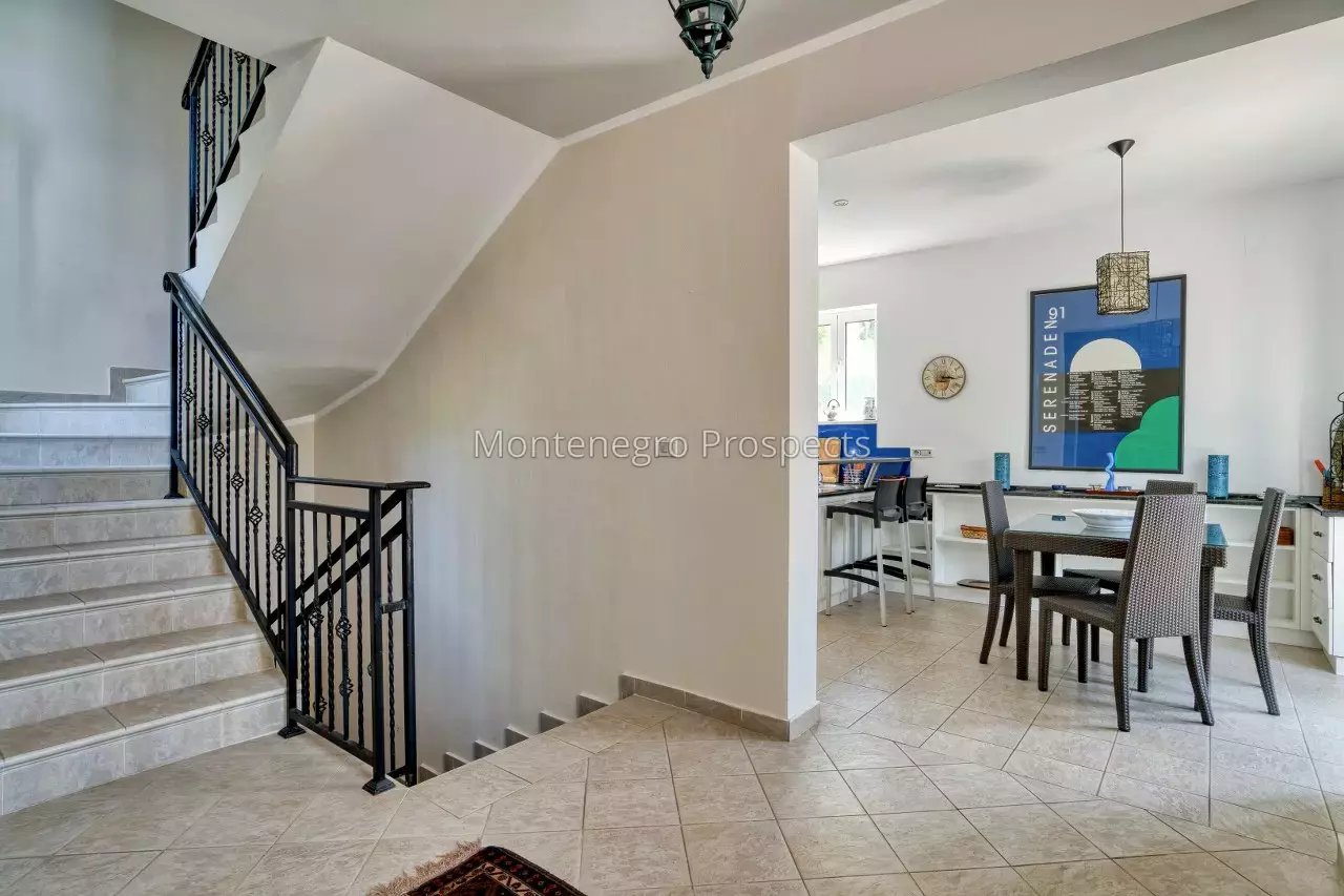 Stone villa on the first line to the sea in lepetani tivat 13822 49.jpg