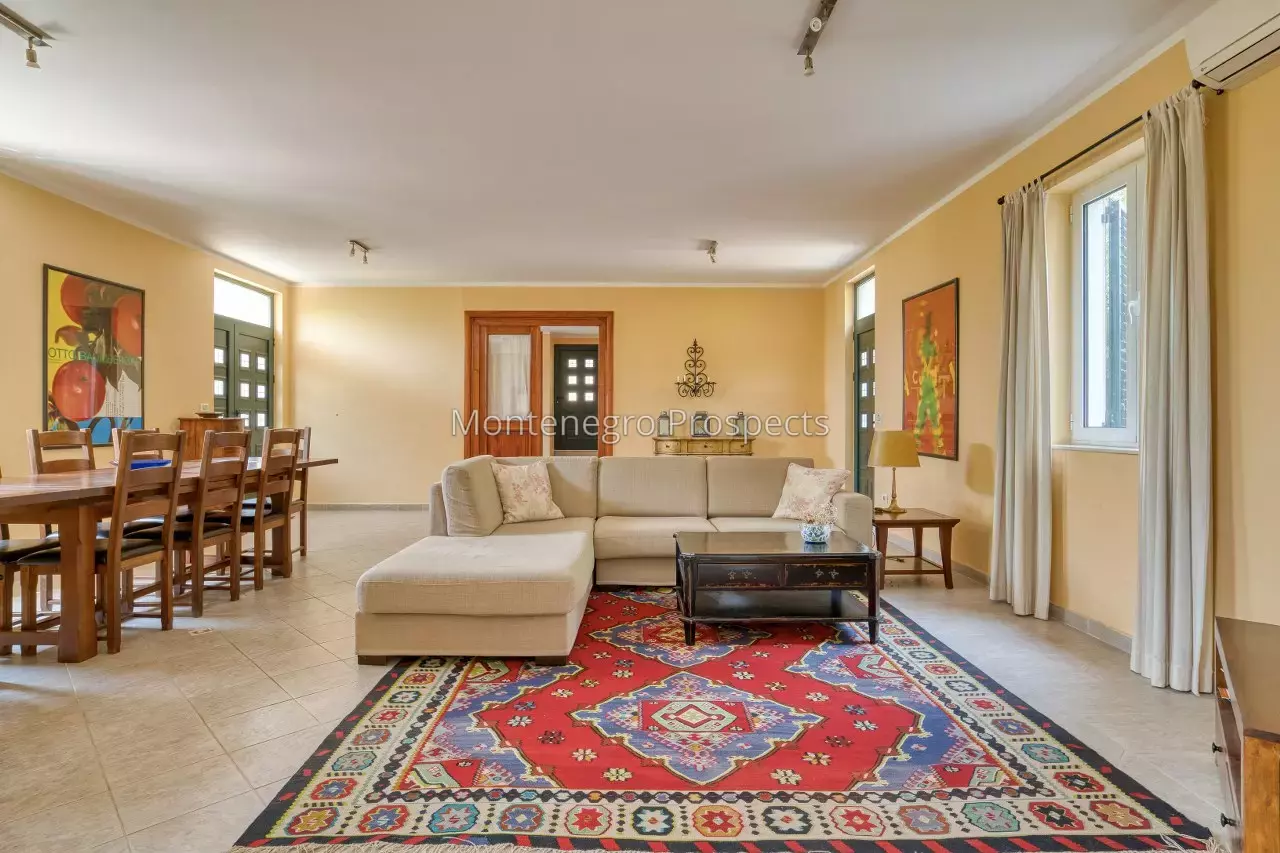 Stone villa on the first line to the sea in lepetani tivat 13822 54.jpg