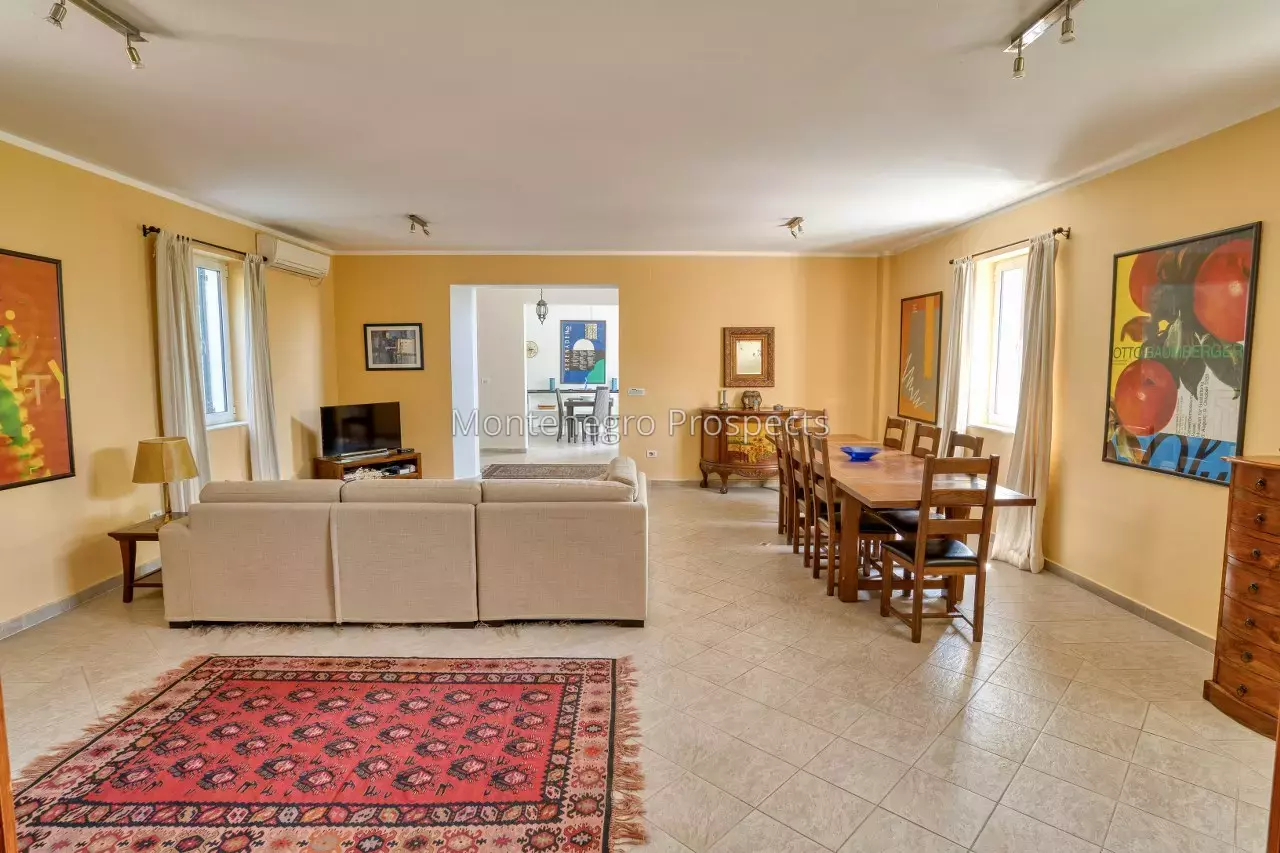 Stone villa on the first line to the sea in lepetani tivat 13822 59.jpg