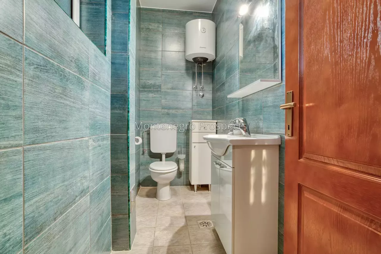 Stone villa on the first line to the sea in lepetani tivat 13822 64.jpg