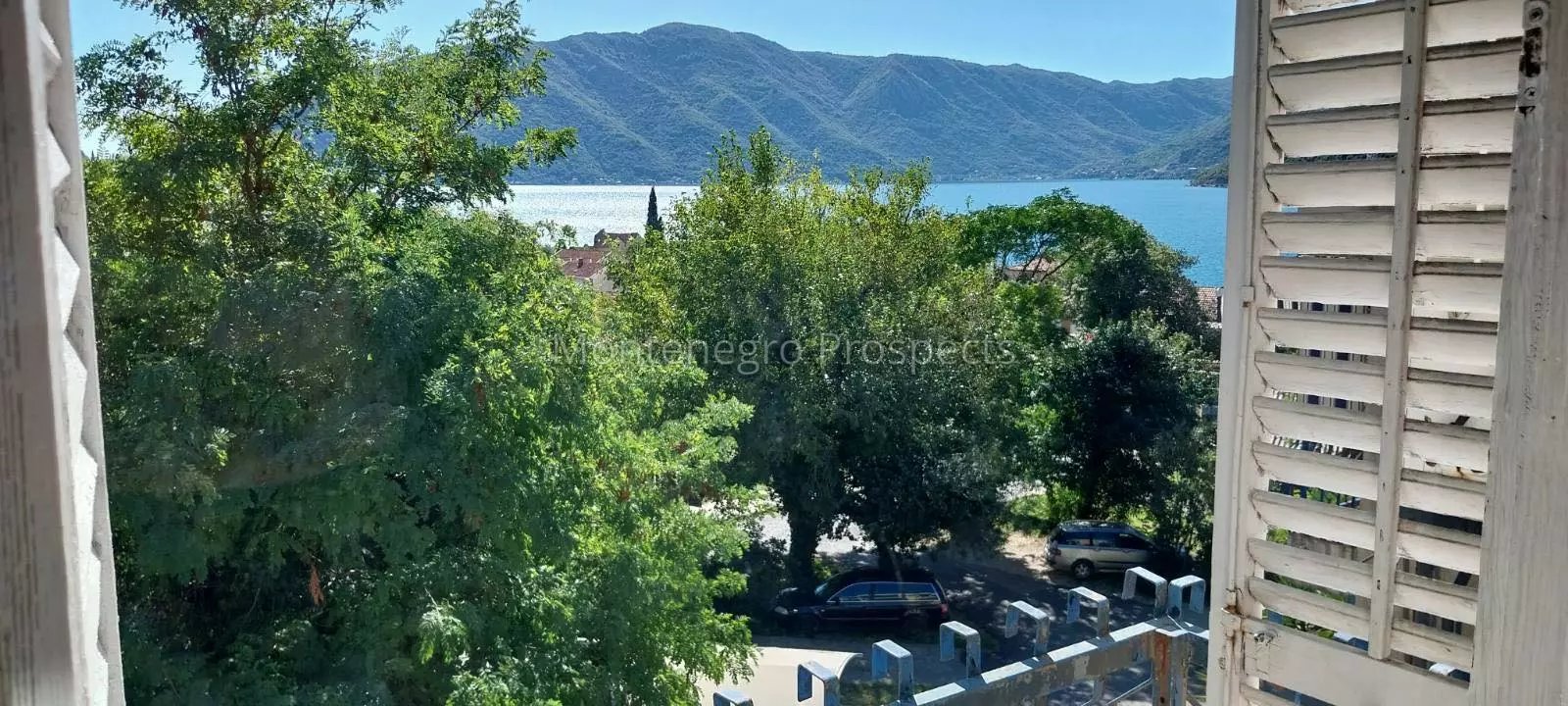 Spacious two bedroom apartment minutes away from the sea risan 13831 8