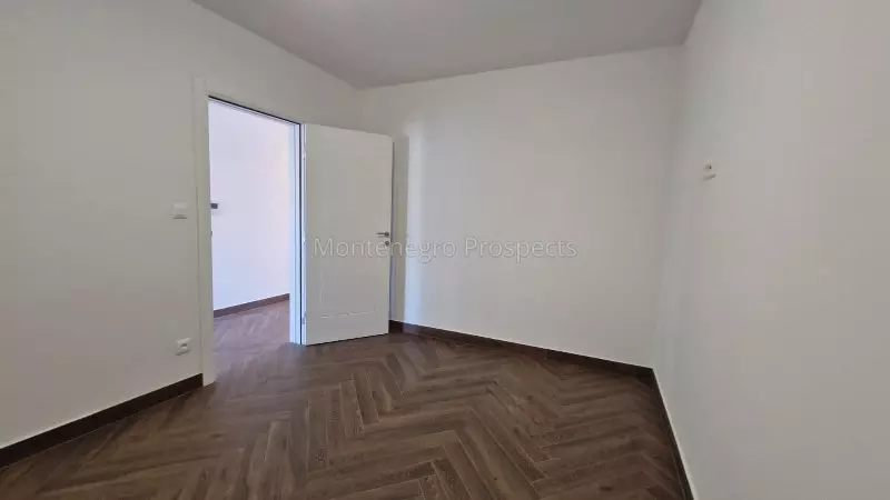 Three bedroom apartment for sale lustica 14