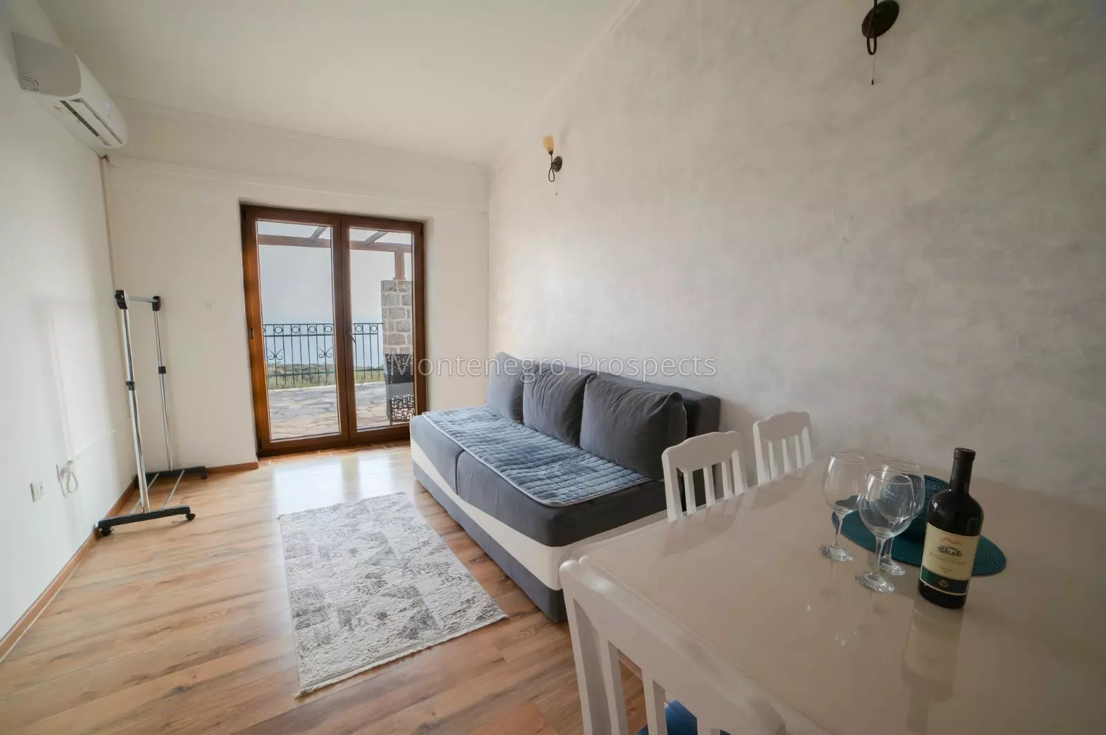 8196 vila petrovac 8