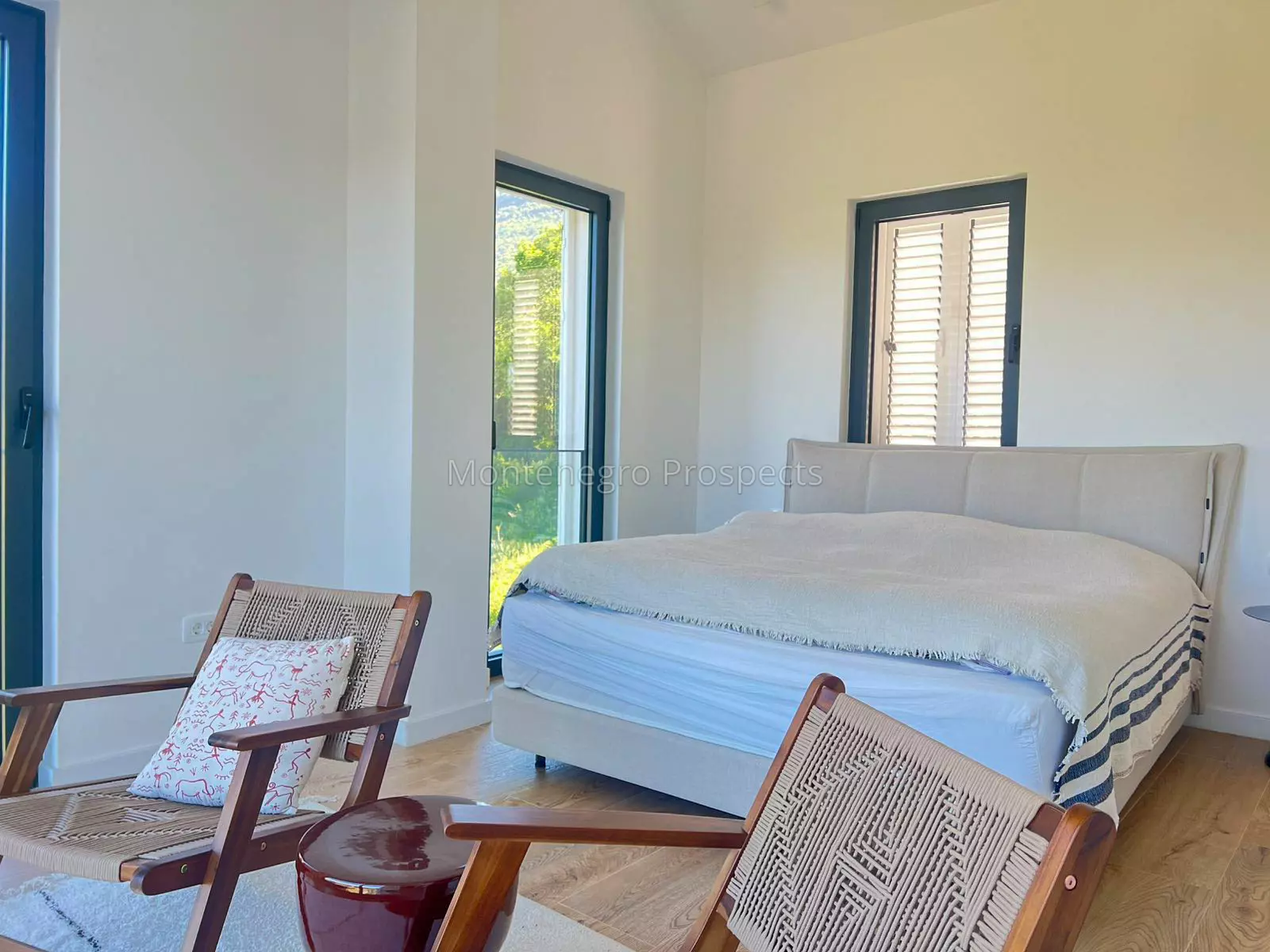 Newly built luxury villa located in kavac 13860 24