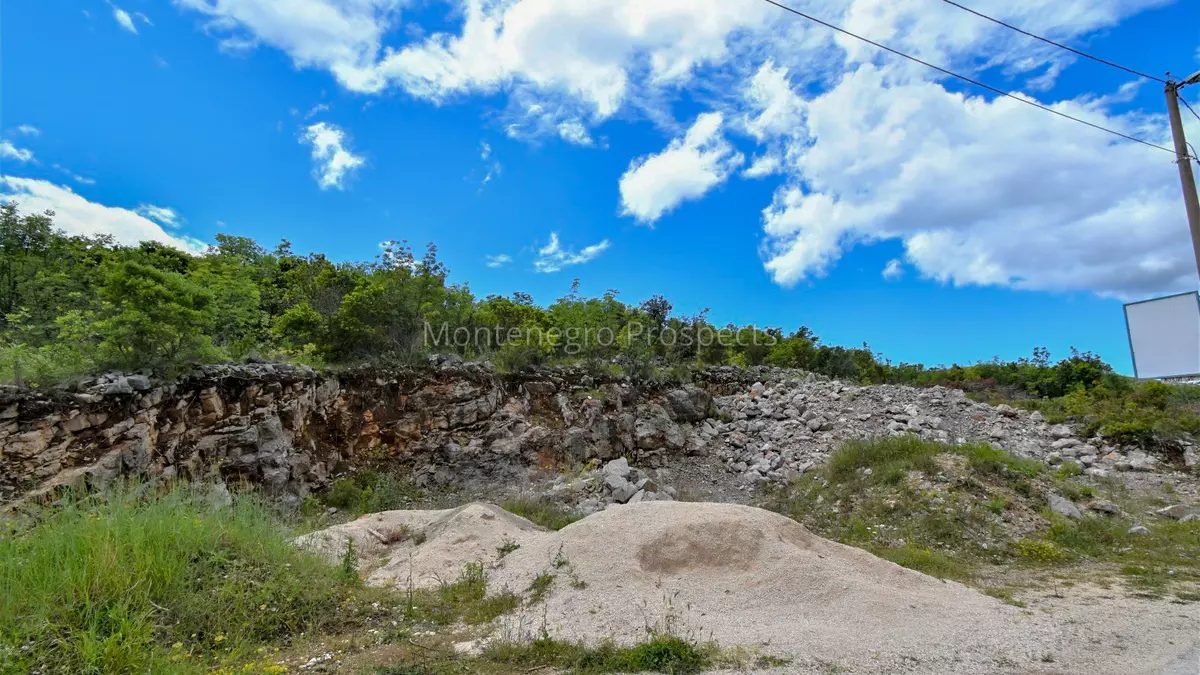 Plot of land with ruin in vranovici kotor bay. 13230 jpg 1