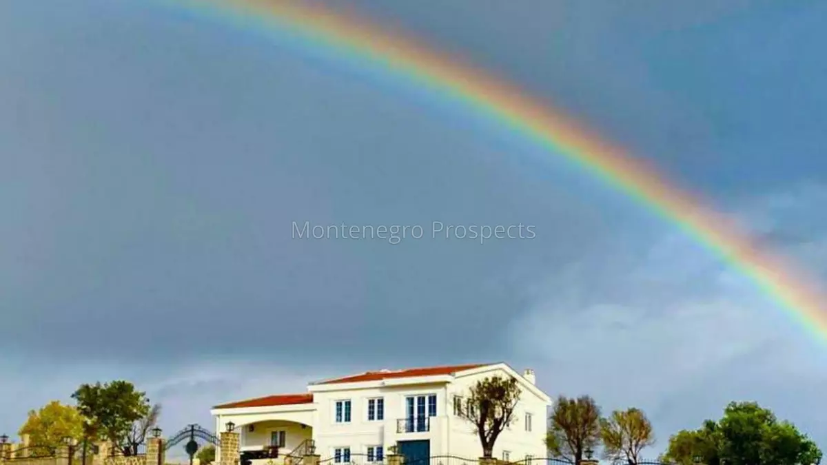 Ekluziv villa s panoramniv vidom i bolsim ucaskom 12607 11 1130x800