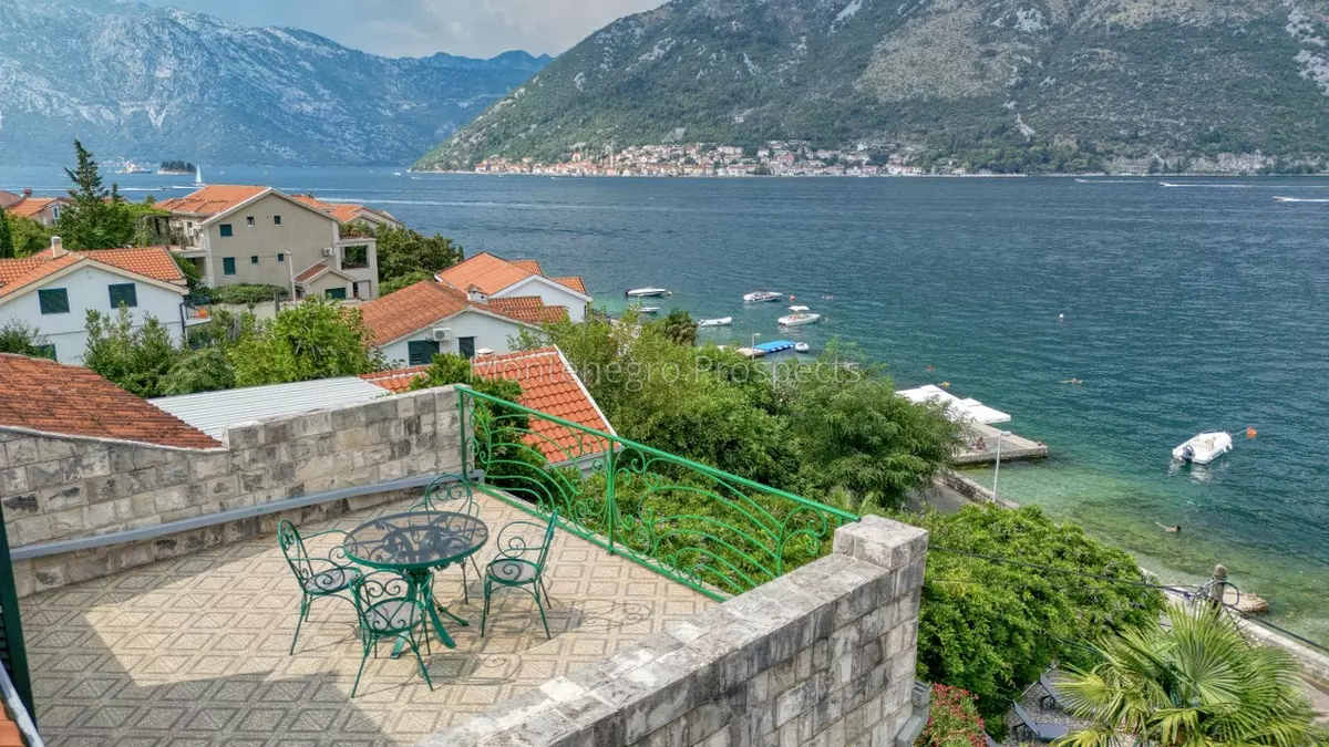 Waterfront house 13864 2 1280x960