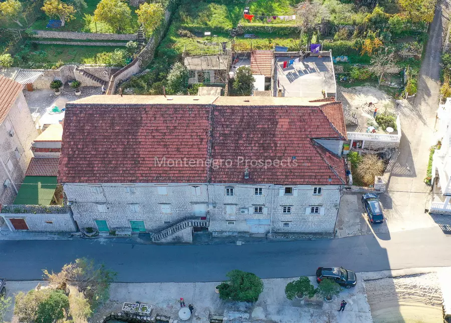 Waterfront stone house prcanj 13039 1 of 1 9