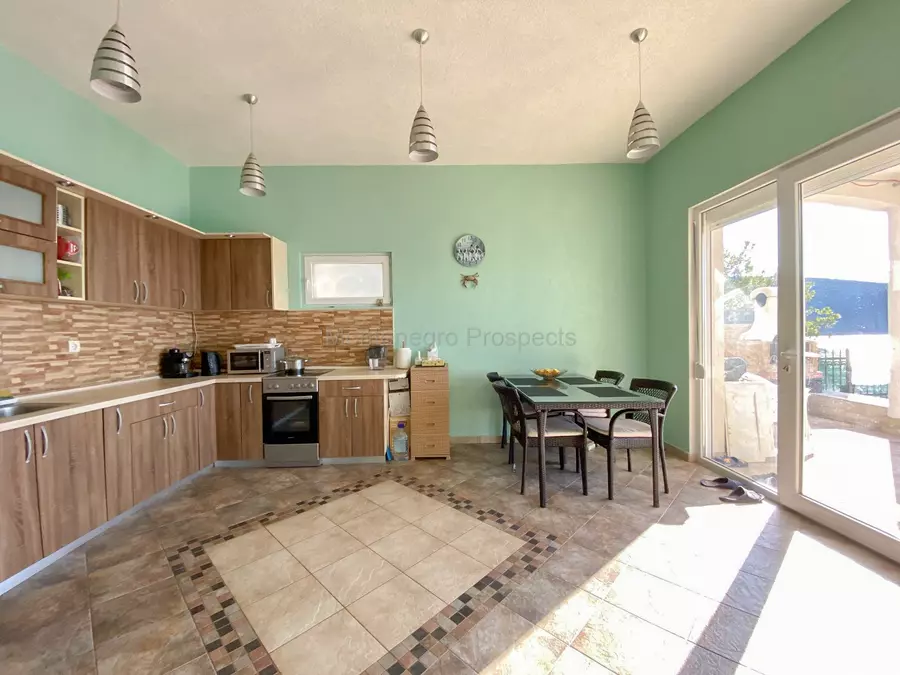 Villa na prodaju prva linija 10221 5