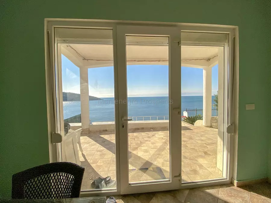Villa na prodaju prva linija 10221 6