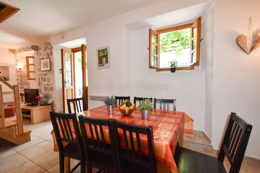 Prcanj villa for sale 1 of 1 21