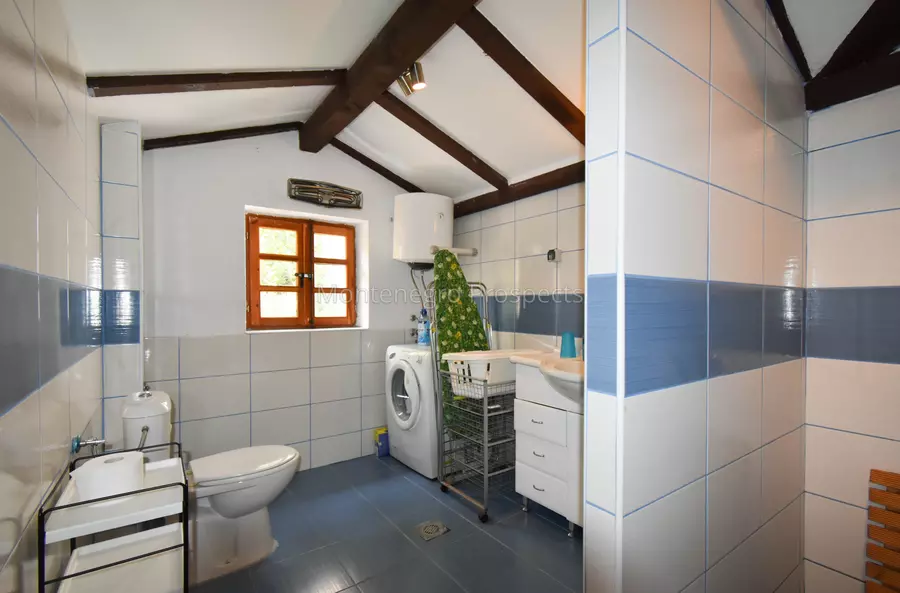 Prcanj villa for sale 1 of 1 26