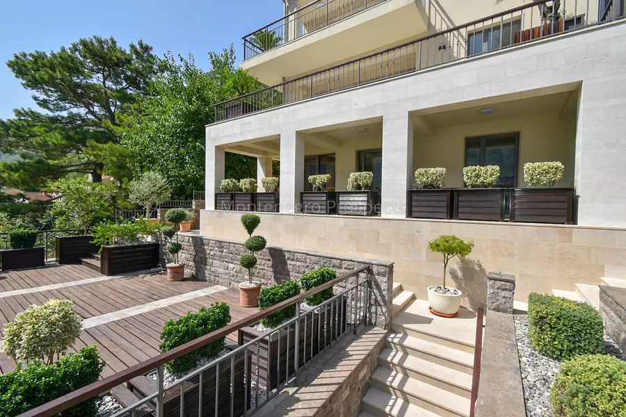 Villa luna vtoraya liniya morya muo 11157 18
