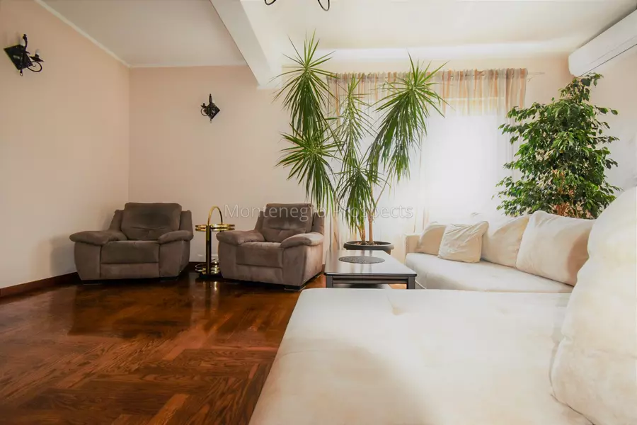 House zelenika 13406 14