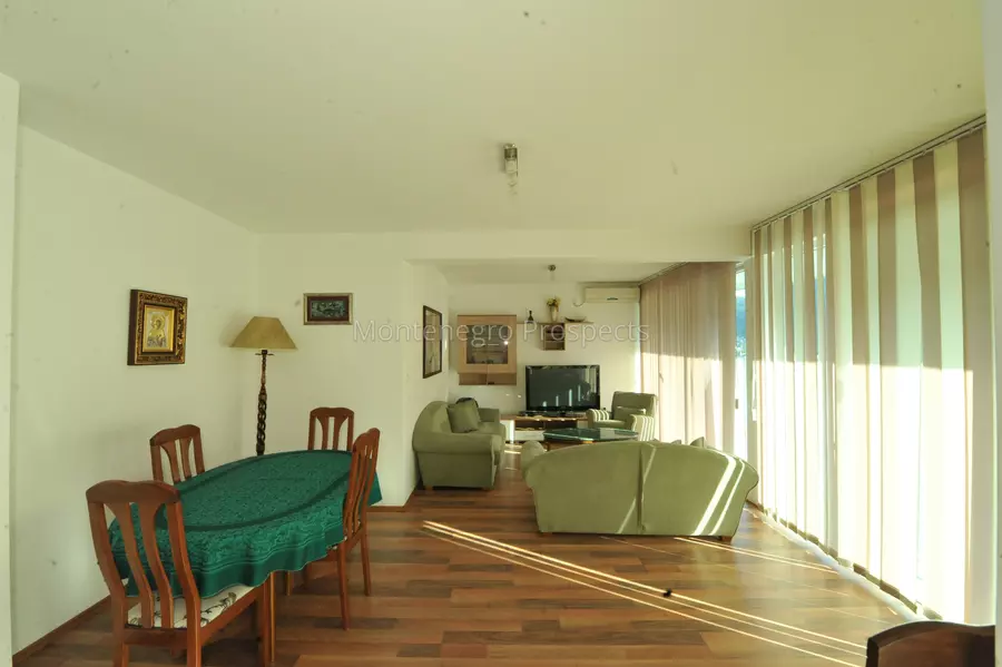 Kotor 11002 2