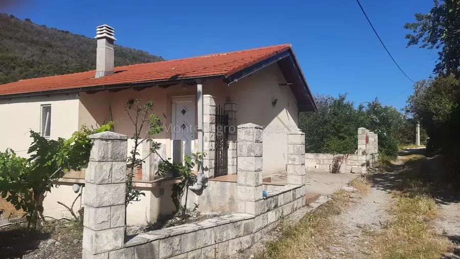 House in merdari 8095 8