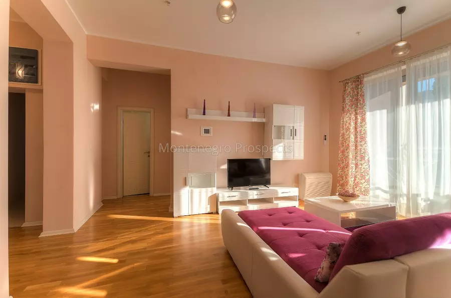 Kvartira s trema spalnjami i vidom na more 12499 3 1213x800