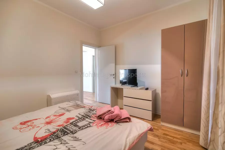 Kvartira s tremja spalnami v becici 12502 5 1197x800