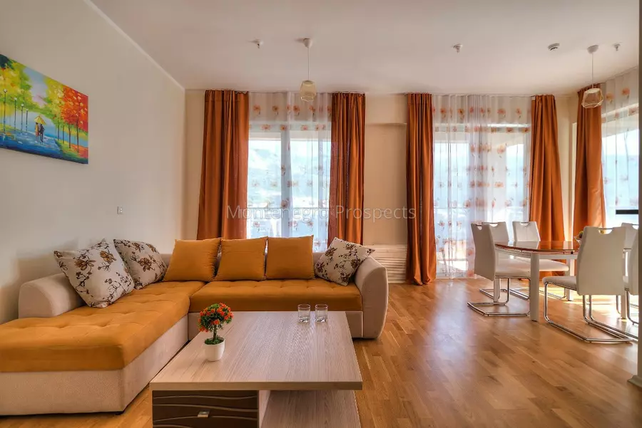 Svetlaja kvartira v 300m od mora 12497 7 1198x800