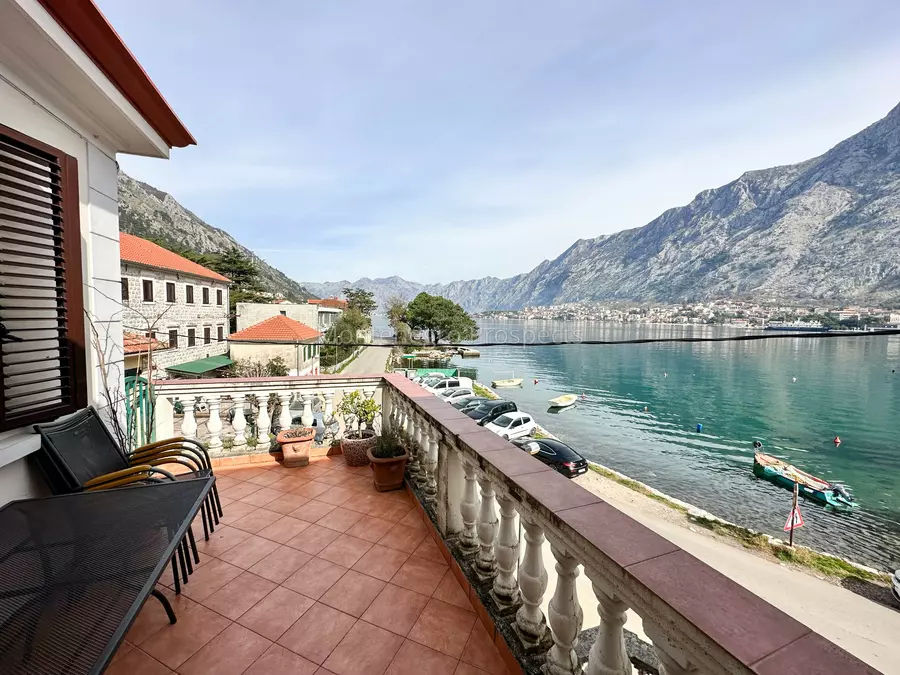 Apartment for sale 13570 2