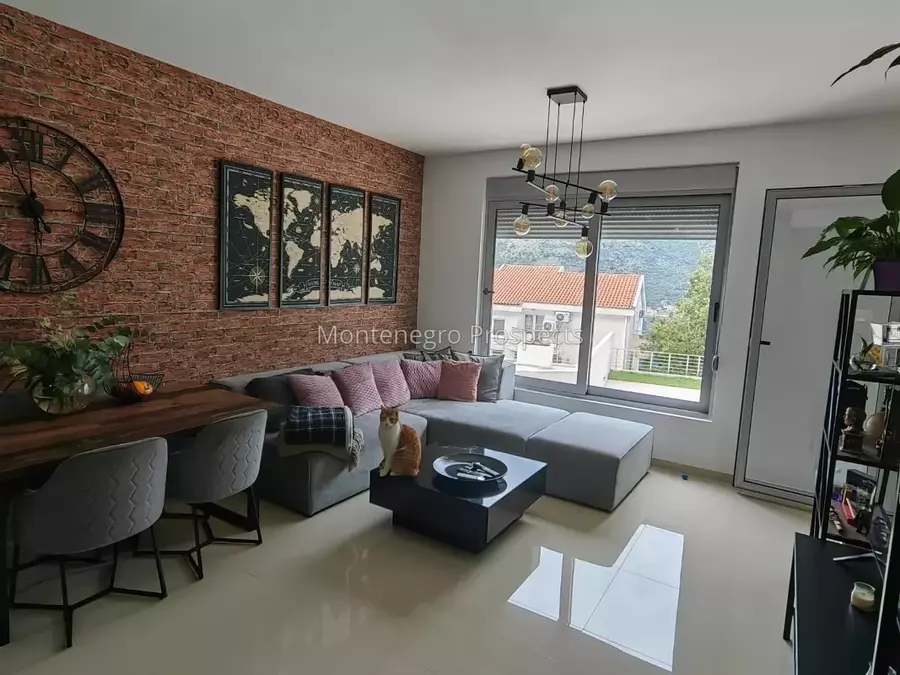 Chic one bedroom apartment with sea views in dobrota kotor bay 13652 37.jpg