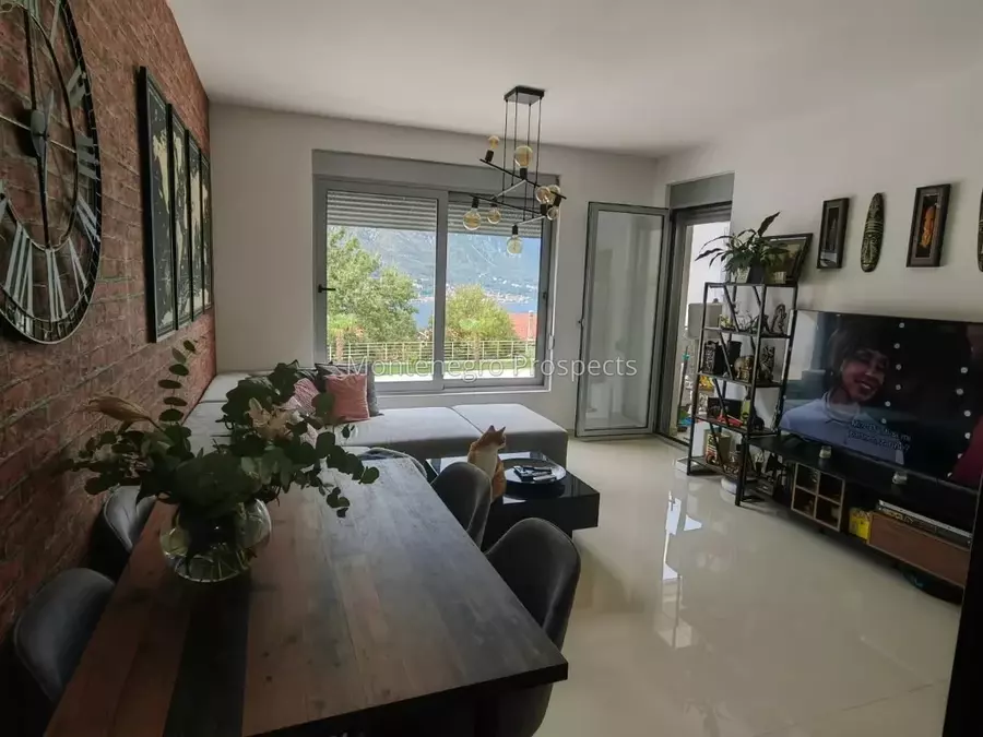 Chic one bedroom apartment with sea views in dobrota kotor bay 13652 38.jpg