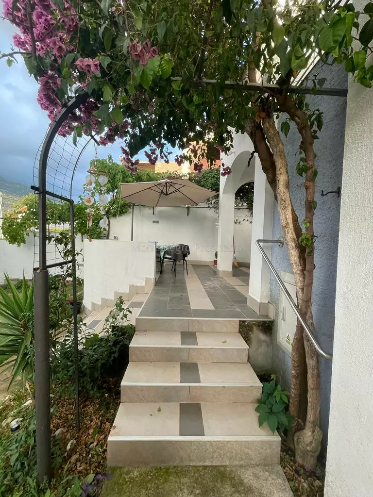 J10195 5