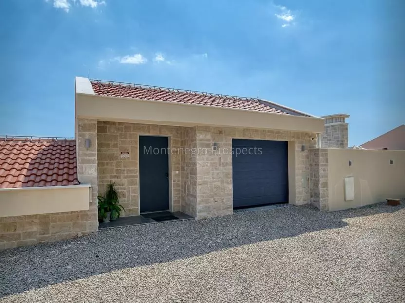 Villa for sale 13674 23